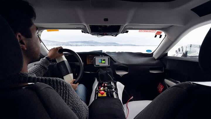 imgi_15_Jaguar GT prototype-newcarscoops-7