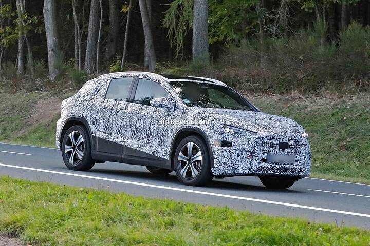 imgi_67_mercedes-next-gen-2027-gla-spied-with-new-details_6