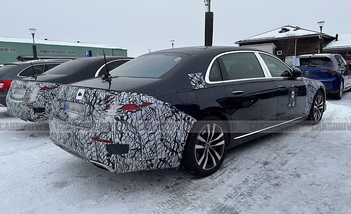 2026-mercedes-benz-s-class-refresh-spy-photo2-copy-67be32ba743d6