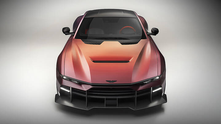 Aston Martin Valen_08
