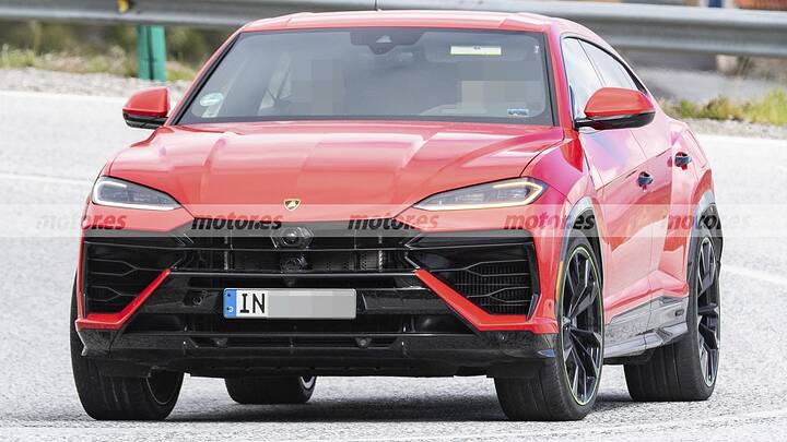 Audi has been keeping this to itself, the upcoming Q8 is already being tested with the best of Lamborghini under the hood.