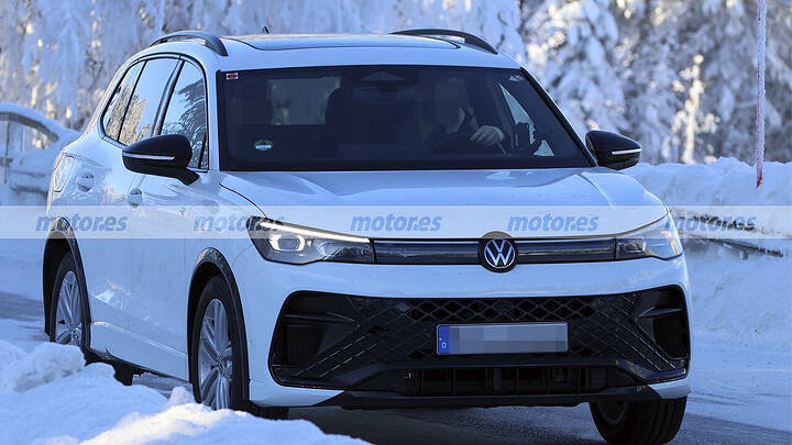 2027 Volkswagen Tiguan R newcarscoops 0001