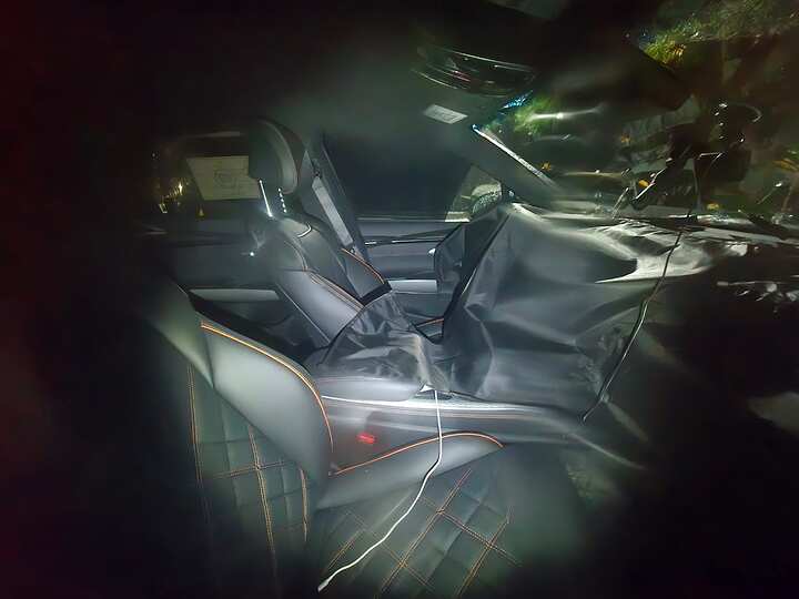 2027 Genesis GV70 HEV_1280_20251010_205243