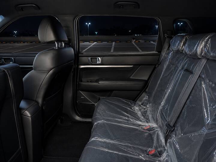 2027 Hyundai Santa Fe Facelift_newcarscoops_c