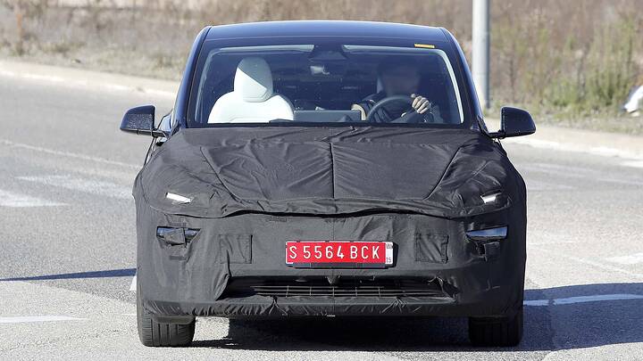 tesla-model-y-juniper-facelift-2025-erlkonig (1)