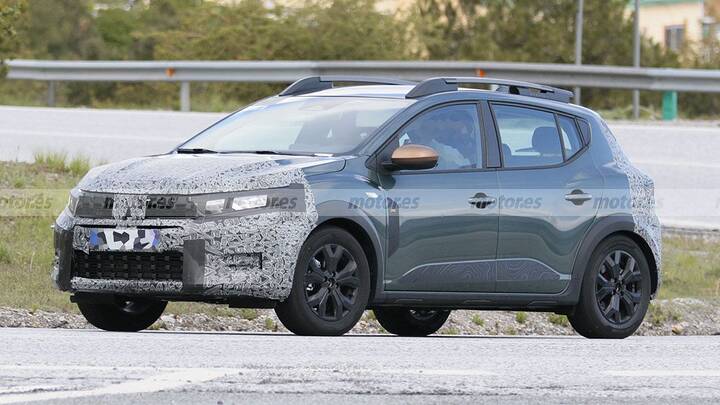 The new 2026 Dacia Sandero loses camouflage in these spy photos that hint at a major update.