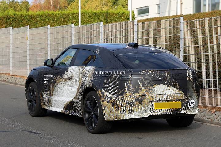 new-gt-is-the-fifth-range-rover-model-and-its-unlike-any-other_16