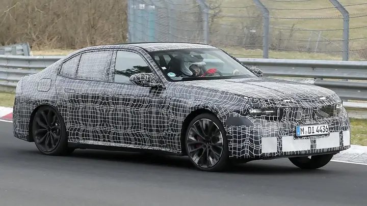 BMW Neue Klasse Sedan - front angled_amik3z