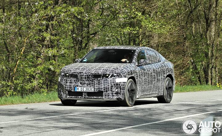 bmw-ix4-na7-newcarscoops_2