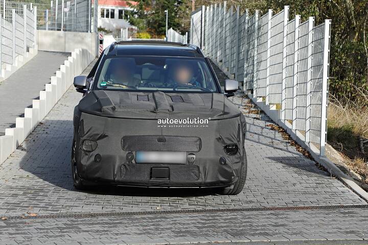 imgi_67_hyundais-new-gen-2027-tucson-spied-again-high-performance-tucson-n-rumored_19