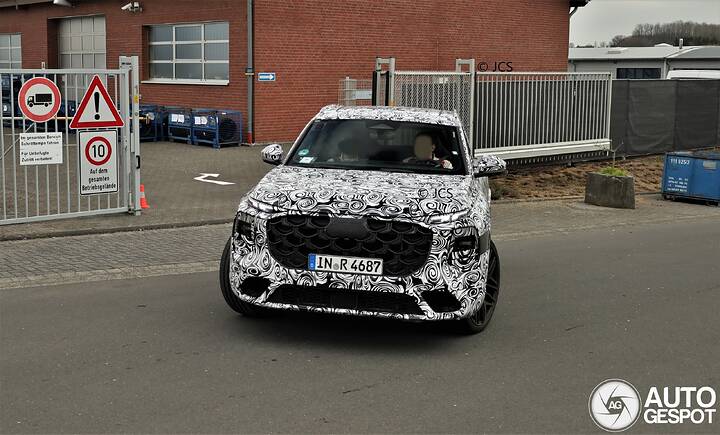 audi-sq7-2026-41756-c921713072025194948_9