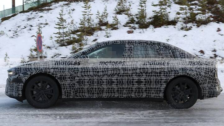 bmw-i3-2026-fotos-espia-pruebas-invierno-2025106458-1738574280_12 (1)