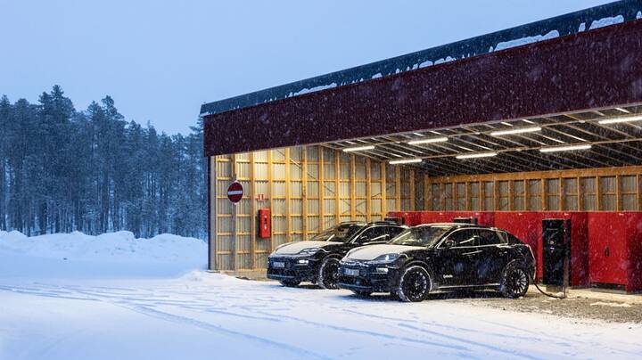 Prototypes of the full electric Macan, 2022, Porsche AG