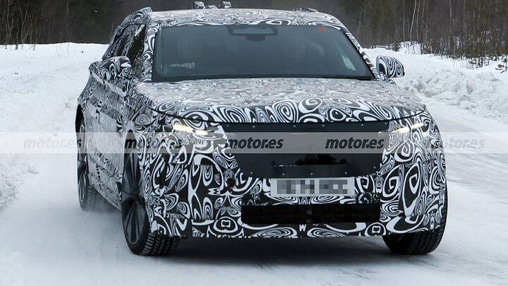 range-rover-velar-ev-2026-pruebas-invierno-2025107423-1743164058_5