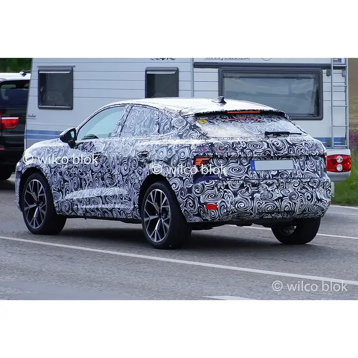 New Audi Q3 is coming- here is the new Q3 Sportback!#audi #q3 #Sportback #audiq3 #q3sportback #prototype #Erlkönig #spyshot #carspy #germany #luxury #lifestyle #suv #vorsprungdurchtechnik (2)