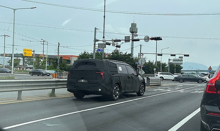 2023 Kia Carnival FaceliftIMG_3621