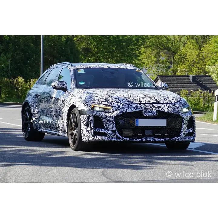Upcoming Audi RS5 Avant spotted on public road! #Audi #rs5 #audirs5 #prototype #erlkonig #spyshot #carspy #nürburgring #Germany #german #dreamcar #vorsprungdurchtechnik