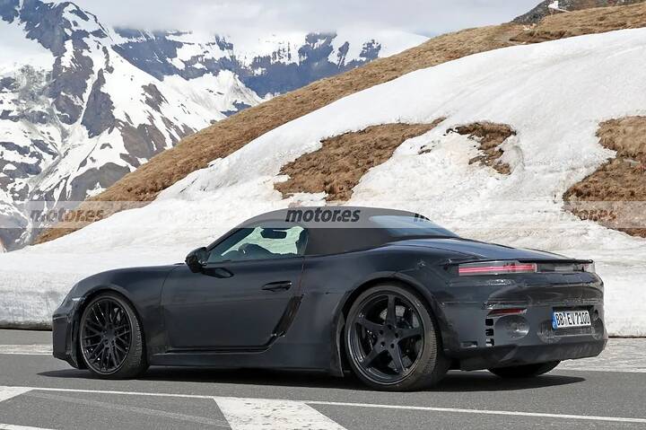 porsche-boxster-electrico-fotos-espia-alpes-2024103413-1721752821_10