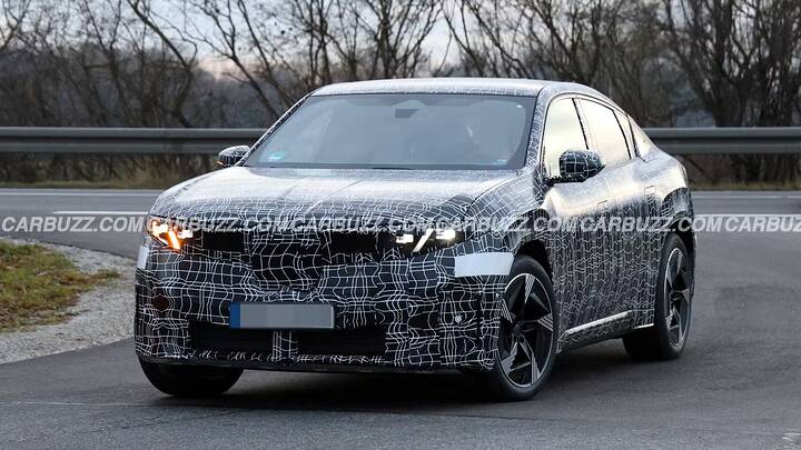 imgi_70_2027-bmw-ix4-exterior-front-quarter-view-4