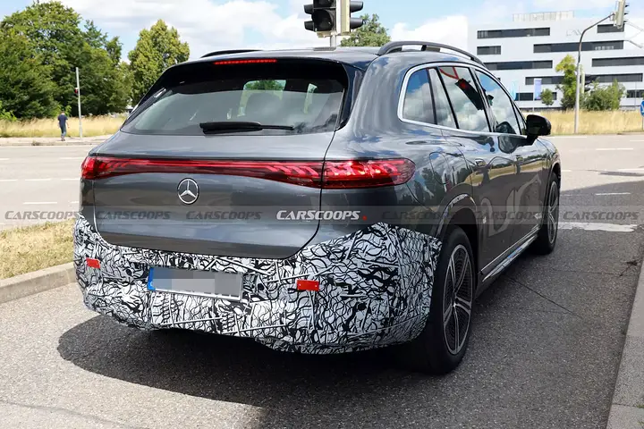 2027-Mercedes-EQS-SUV-724-10-1536x1024