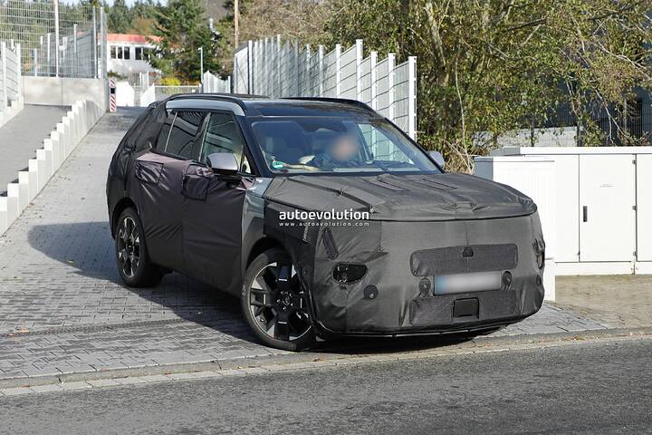 imgi_69_hyundais-new-gen-2027-tucson-spied-again-high-performance-tucson-n-rumored_21