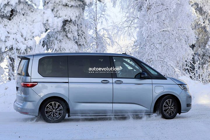2027 Volkswagen T7 Multivan newcarscoops 0015
