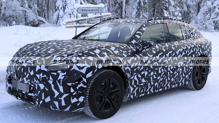 mercedes-amg-gt-suv-electrico-fotos-newcarscoops-2026113183-1773922762_6