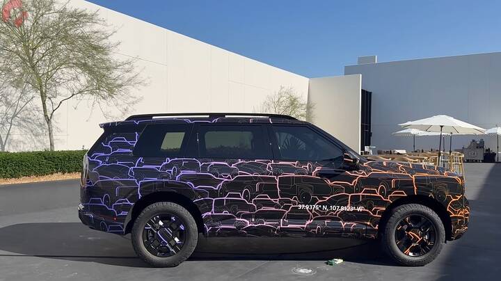 imgi_18_thumb-ed5de3f474e7cce4f6beb7d9f026f78d_1762468677_2087_950x534