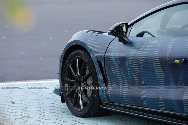 Denza-Z-Scoop-Nurburgring-11