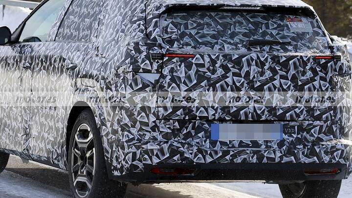citroen-c5-aircross-2026-fotos-espia-2025107257-1742372613_13 (1)