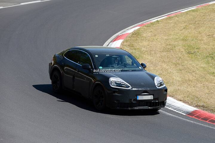 watch-out-tesla-model-x-the-2027-porsche-cayenne-coupe-is-coming-with-ev-power_5