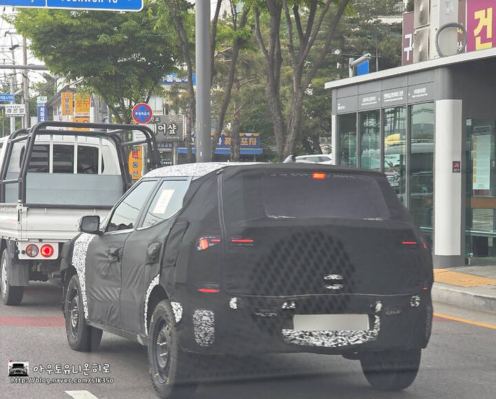 2027 Hyundai Kona (SX3)- newcarscoops-d9