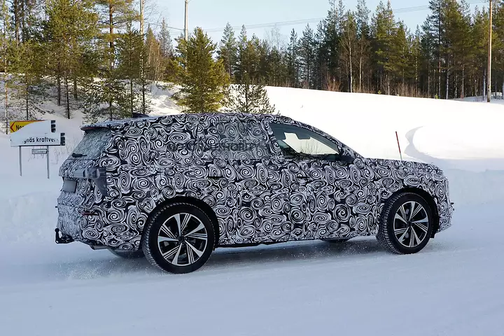 2026-audi-q9-spy-shots--photo_100914760_h