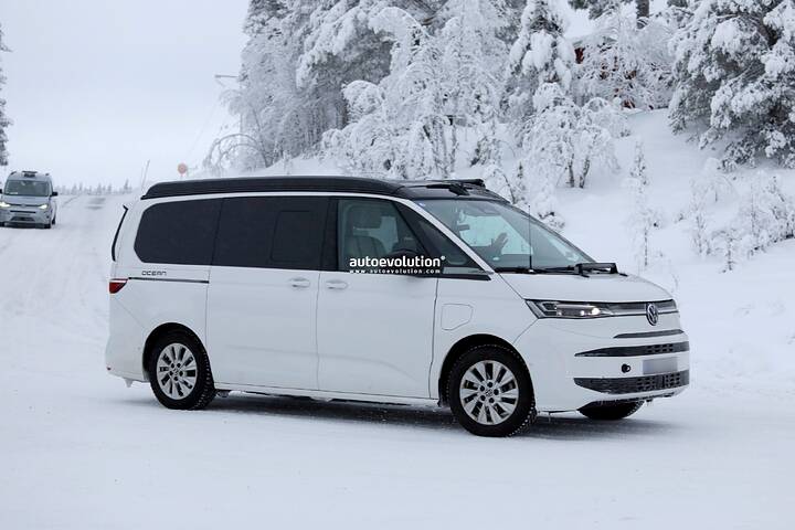 newcarscoops_Volkswagen T7 California has been spotted (5)