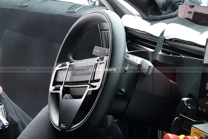 2027-Range-Rover-Velar-Spied-newcarscoops-2048x1366