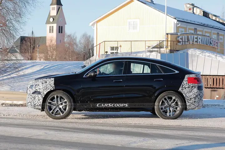 Mercedes-AMG-GLE53-coupe-00007-1536x1025