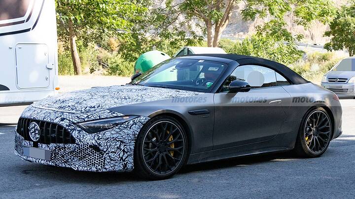Cazado el nuevo Mercedes-AMG descapotable con motor V8 que revolucionará el mercado de los deportivos 4