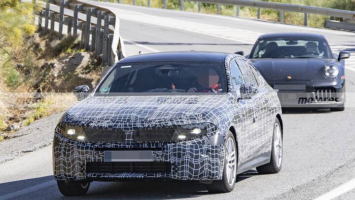 bmw-serie-5-restyling-2026-fotos-espia-2025109607-1755169548_1