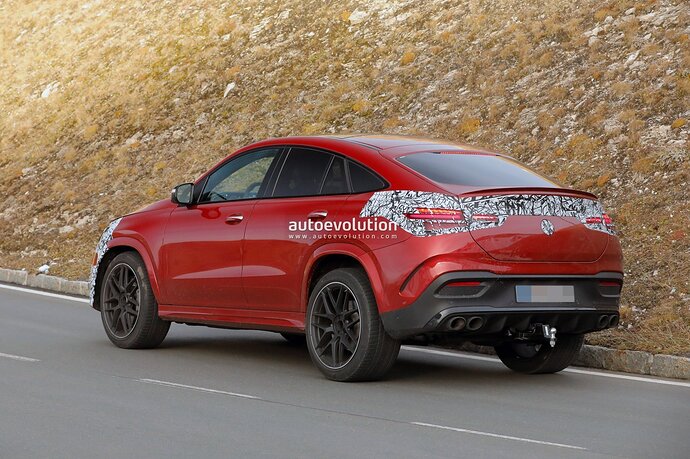 2023-mercedes-amg-gle-53-leaves-nothing-for-the-imagination-updates-are-imminent_17