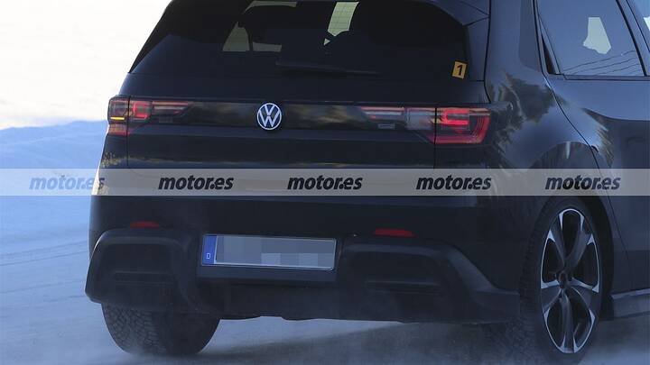 volkswagen-id-polo-fotos-espia-2026112492-1770713881_17