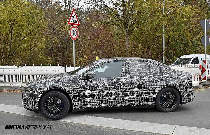 2026-bmw-i3-sedan-NA0-neue-klasse-spy-photos-Bimmerpost19