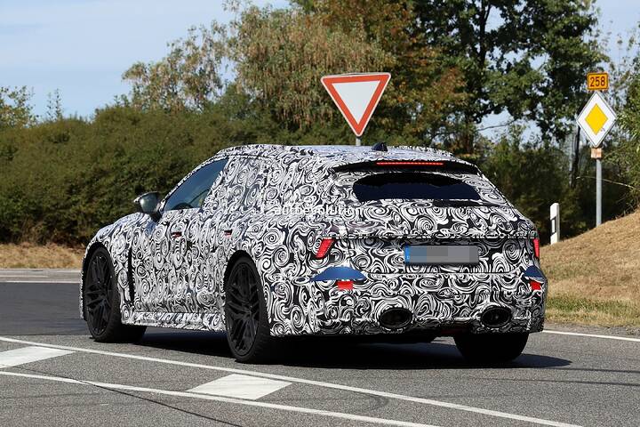 imgi_46_audis-all-new-rs-6-avant-spied-should-the-bmw-m5-touring-worry-about-it_13