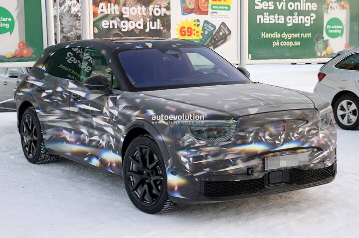 imgi_56_bentley-s-first-production-ev-shows-porsche-cayenne-electric-inspired-cockpit_5