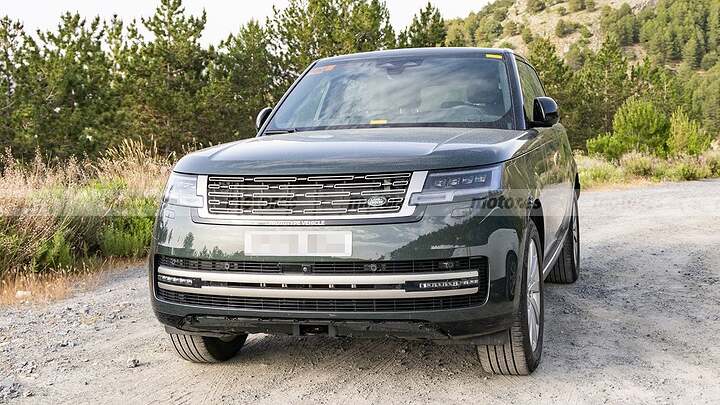 The new 2026 Range Rover hunted inside and out, the British SUV gets a 12-month update