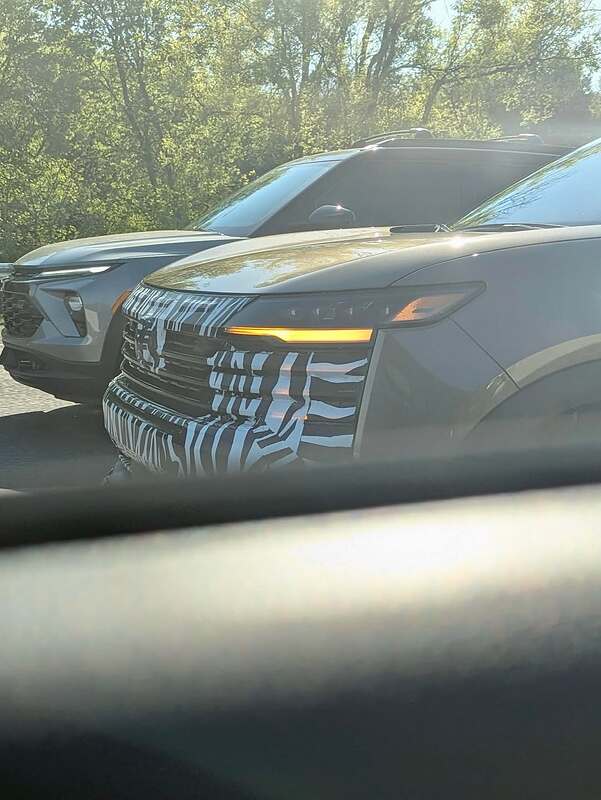 Is it Nissan Kicks facelift or just off-road trim What do you think #2027nissankicks #nissankick