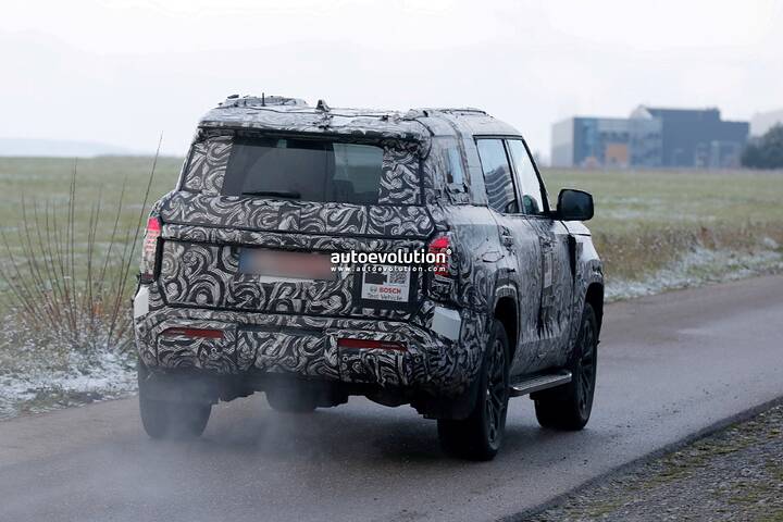 2026-mitsubishi-pajero-montero-spied-with-elevance-concept-styling-cues_14