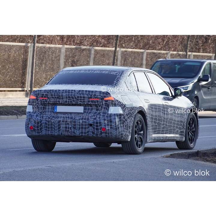 37f7c0c6-969e-47e0-b40b-0ca13f9e5409