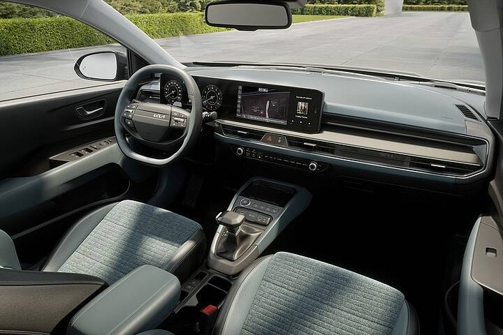 imgi_19_new-stonic-3