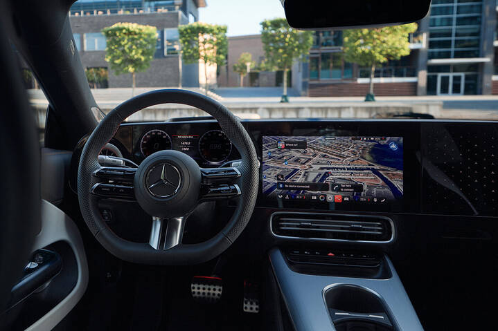 mbpassion.de-mercedes-benz-teasert-cla-shooting-brake-als-eq-modell-weltpremiere-am-17-juli-2025-25c0172-031-1400x933