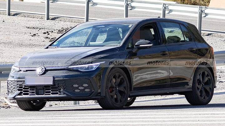 volkswagen-golf-9-fotos-espia-2025109936-1757067516_3